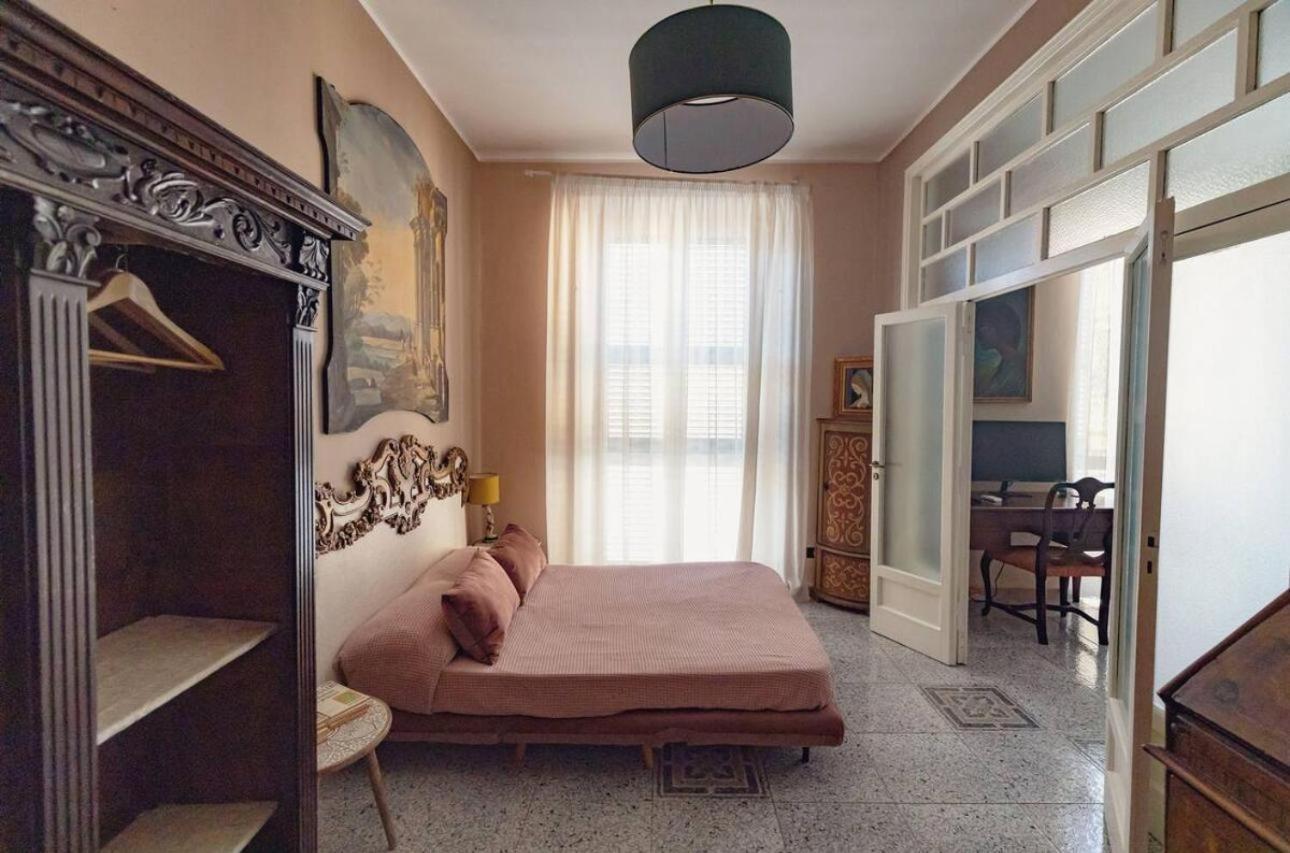 Luxury Suite Vitruvio 55 Formia Exterior foto