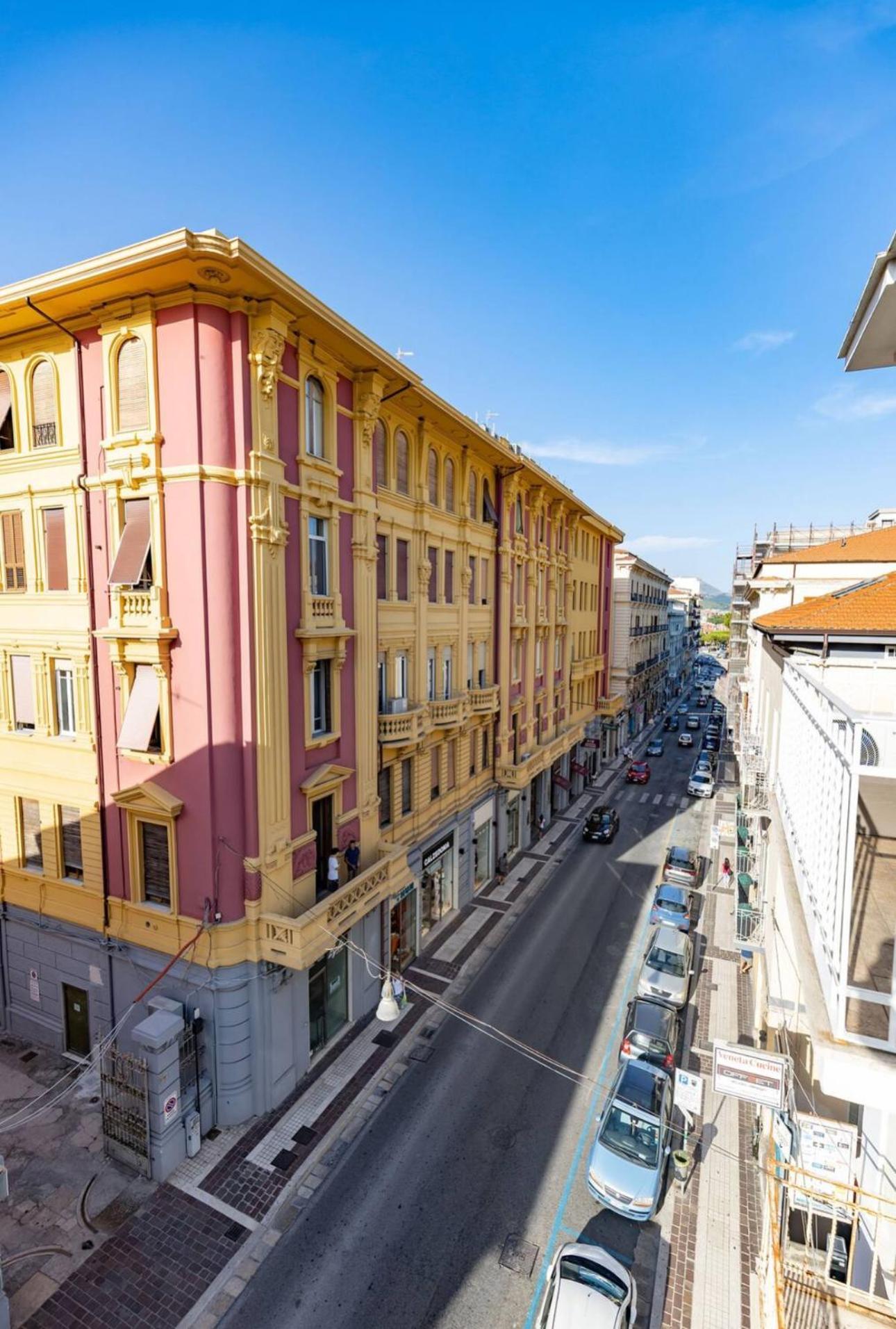 Luxury Suite Vitruvio 55 Formia Exterior foto